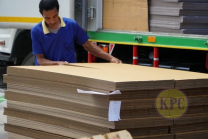 โรงงานผลิตกระดาษลูกฟูก ศรีราชา - บริษัท เคพีซี คาร์ตัน จำกัด